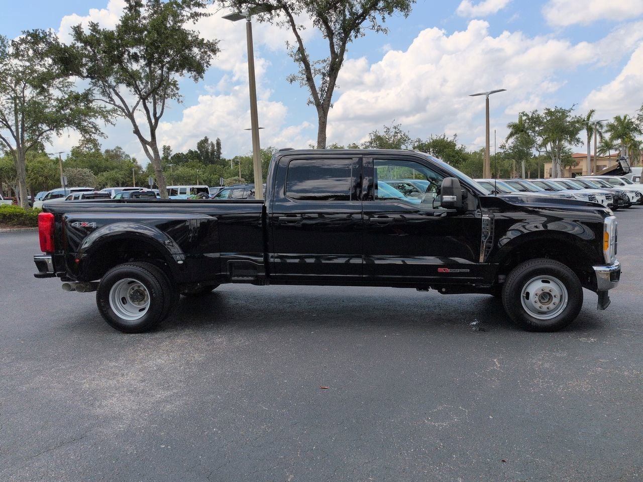 2023 Ford F-350SD XLT