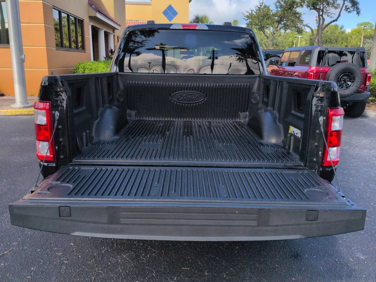 2023 Ford F-150 XL STX 2.7Ecoboost