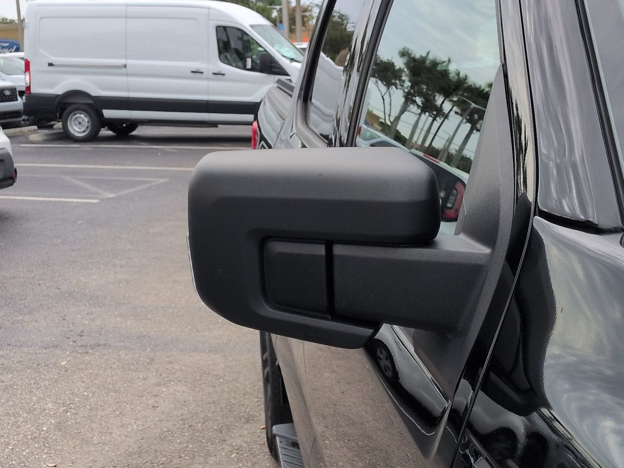 2023 Ford F-150 XLT V6 ECOBOOST