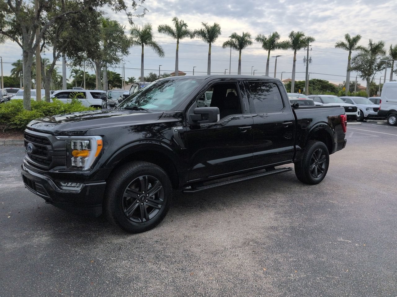 2023 Ford F-150 XLT V6 ECOBOOST