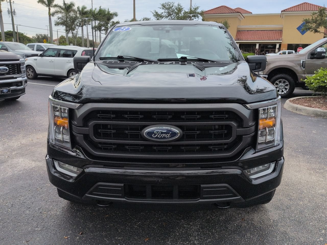2023 Ford F-150 XLT V6 ECOBOOST