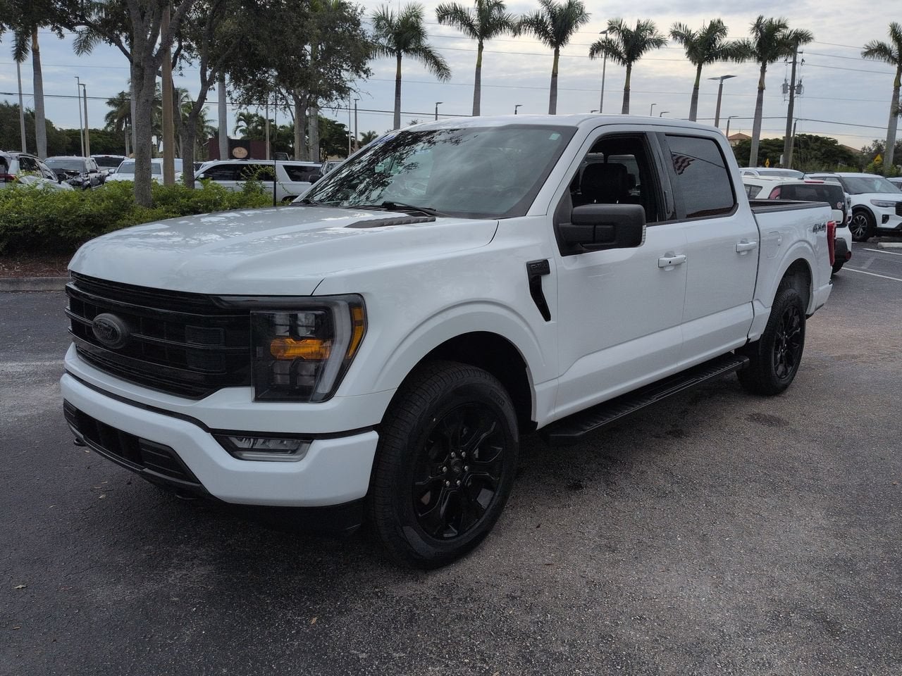 2023 Ford F-150 XLT V6 ECOBOOST