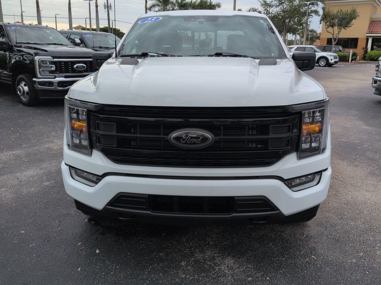 2023 Ford F-150 XLT V6 ECOBOOST
