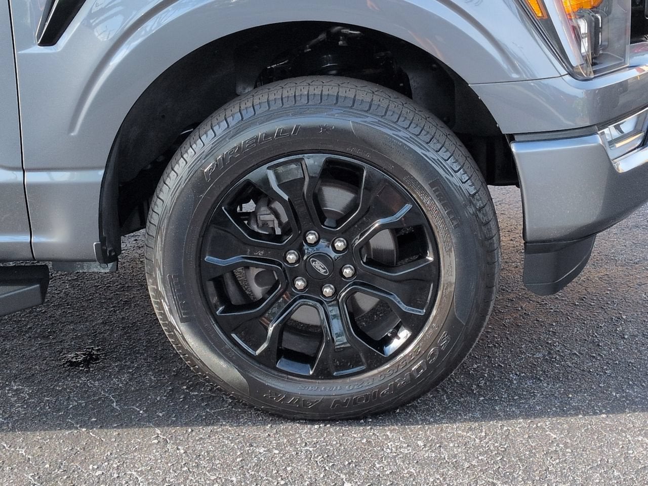 2023 Ford F-150 XLT V6 ECOBOOST