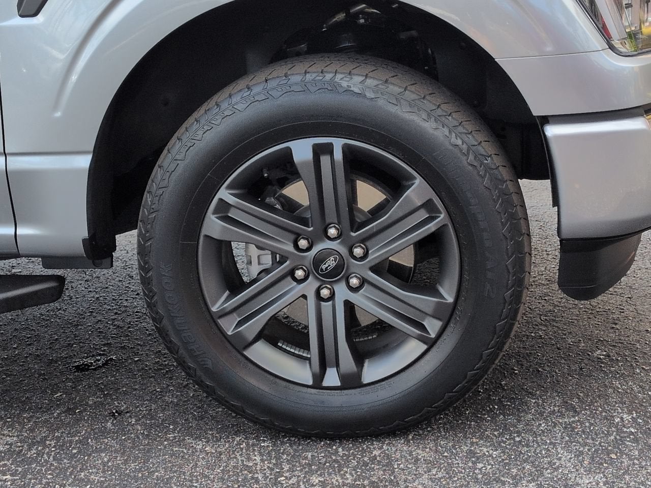 2023 Ford F-150 XLT V6 ECOBOOST