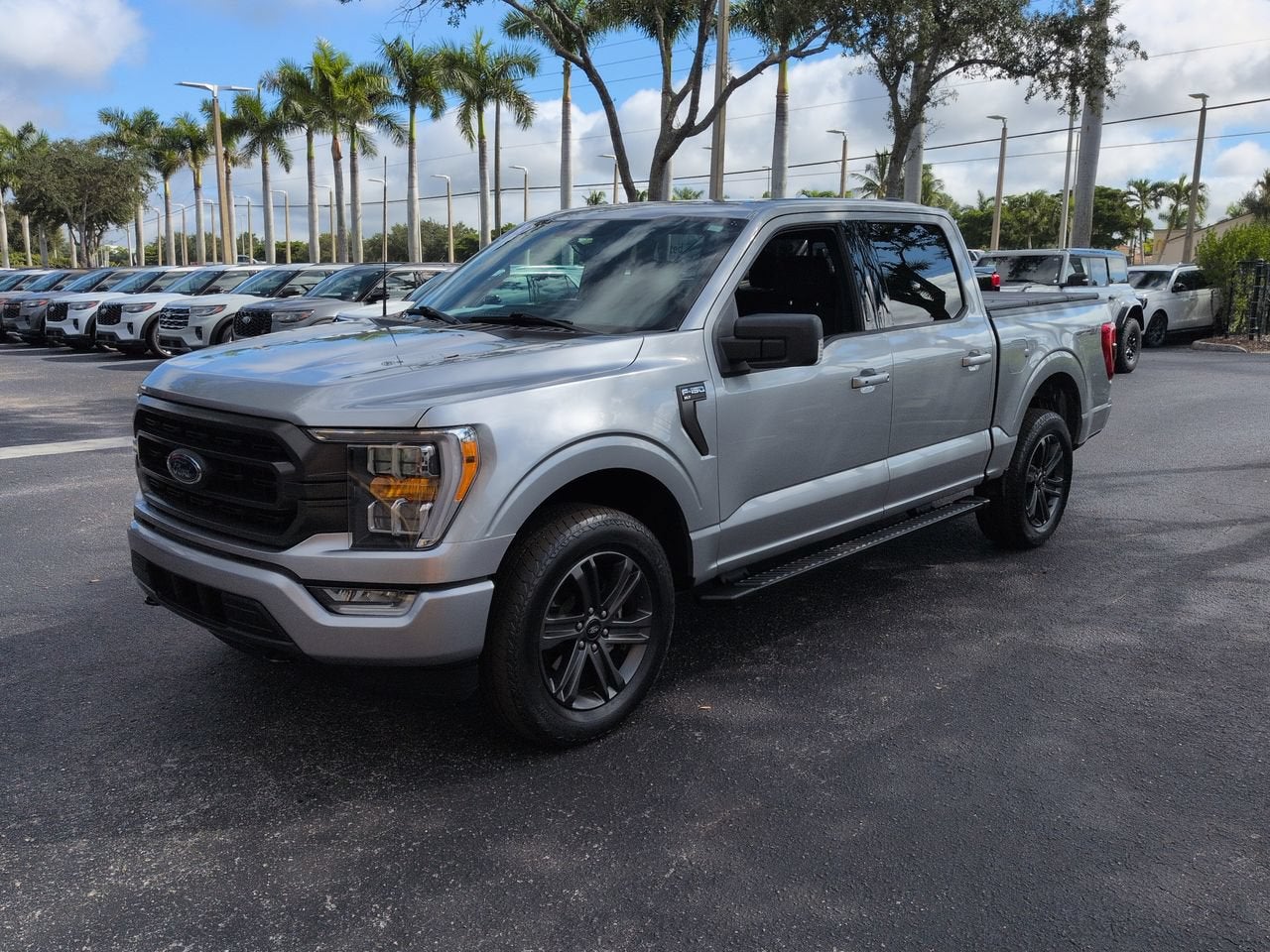 2023 Ford F-150 XLT V6 ECOBOOST
