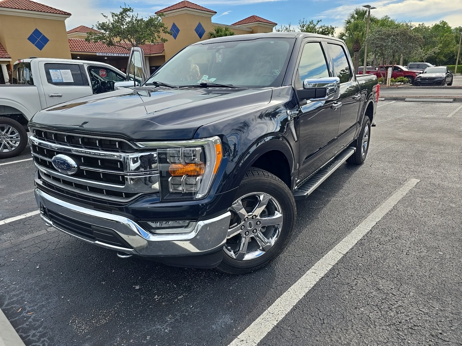 2022 Ford F-150 Lariat 5.0 V8