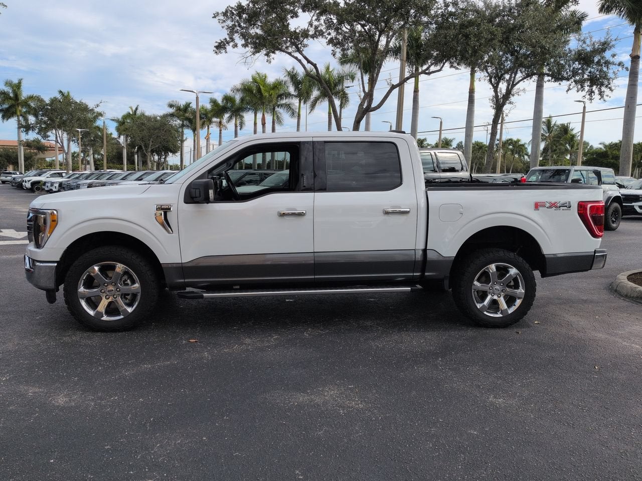 2022 Ford F-150 XLT 5.0 V8