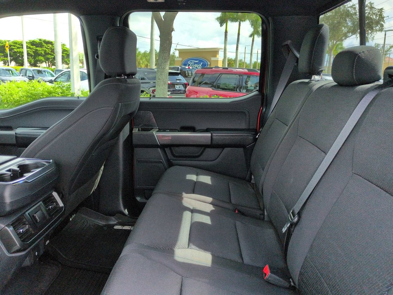 2023 Ford F-150 XLT V6 ECOBOOST
