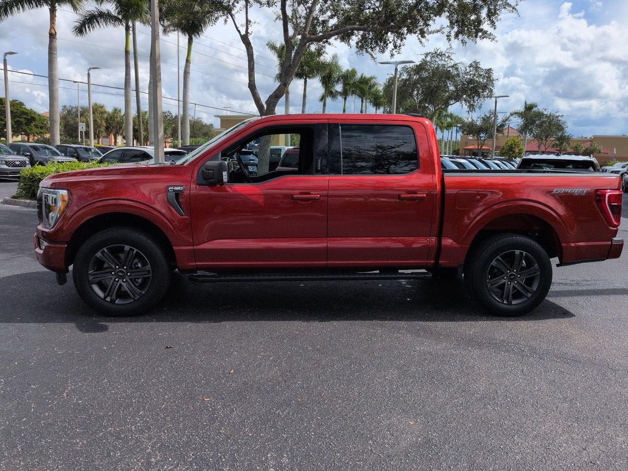 2023 Ford F-150 XLT V6 ECOBOOST