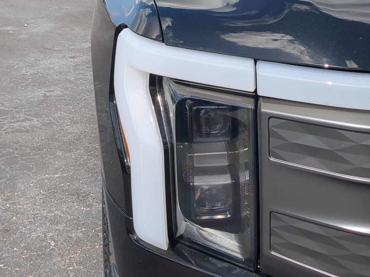 2023 Ford F-150 Lightning Lariat