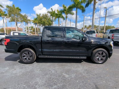 2023 Ford F-150 Lightning Lariat