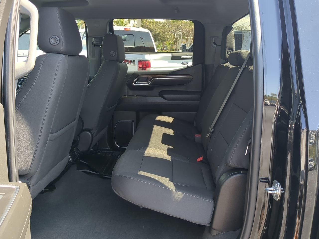 2025 Chevrolet Silverado 1500 LT LT1