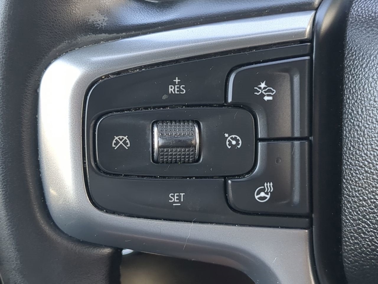 2025 Chevrolet Silverado 1500 LT LT1