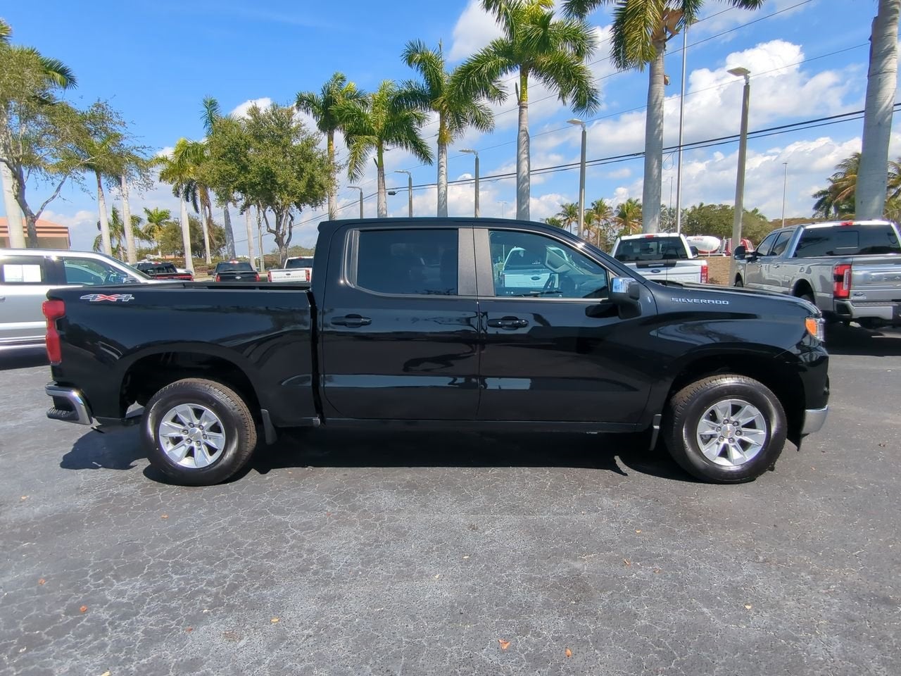 2025 Chevrolet Silverado 1500 LT LT1
