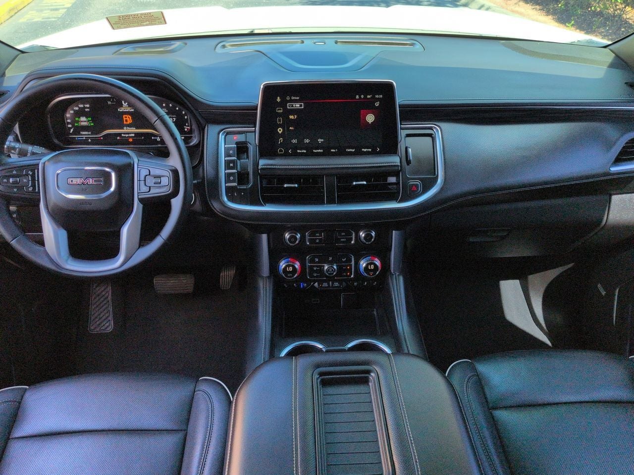 2023 GMC Yukon XL SLT