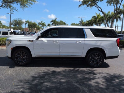 2023 GMC Yukon XL SLT