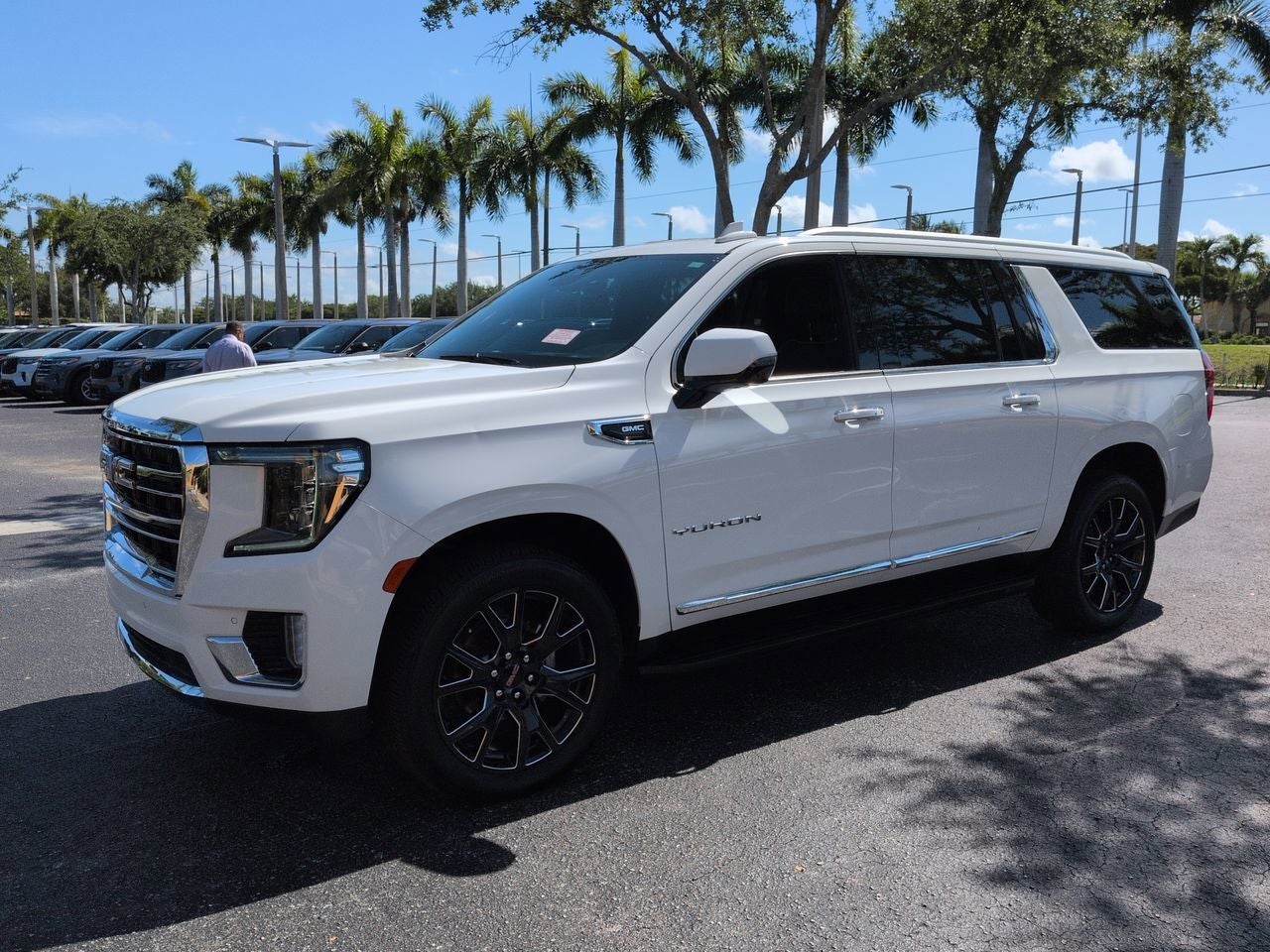 2023 GMC Yukon XL SLT