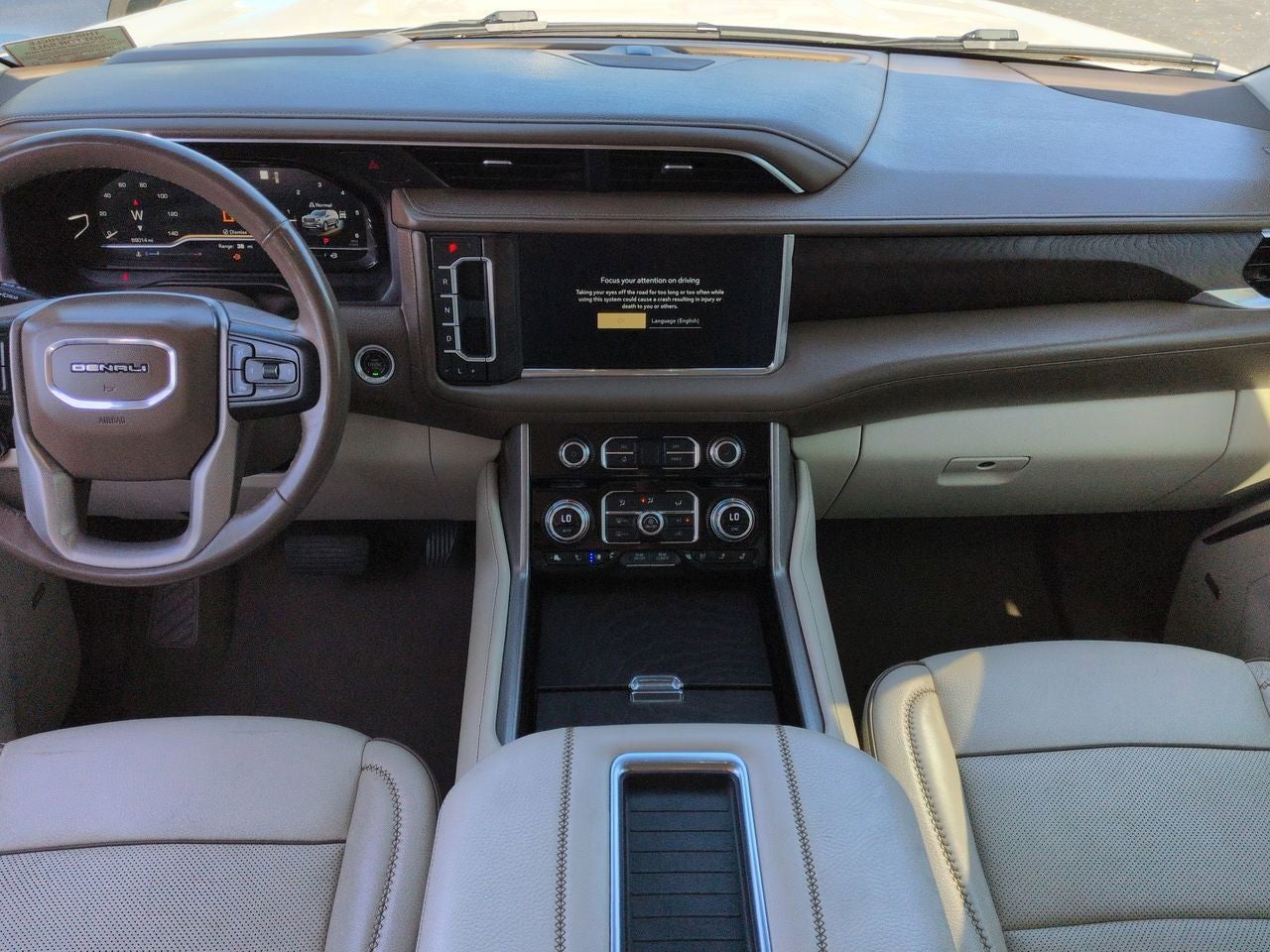 2023 GMC Yukon XL Denali