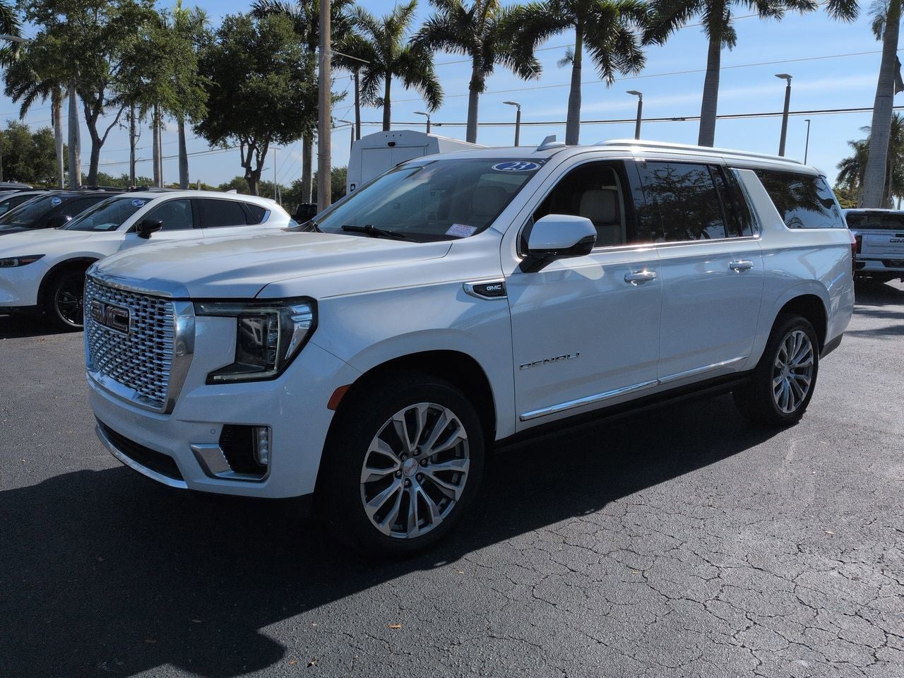 2023 GMC Yukon XL Denali