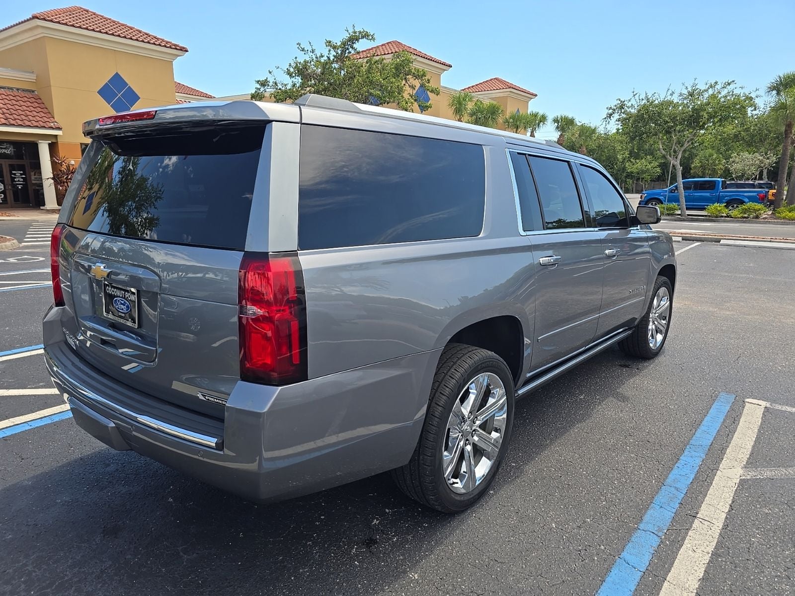 2018 Chevrolet Suburban Premier