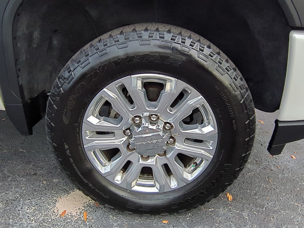 2023 GMC Sierra 2500HD Denali