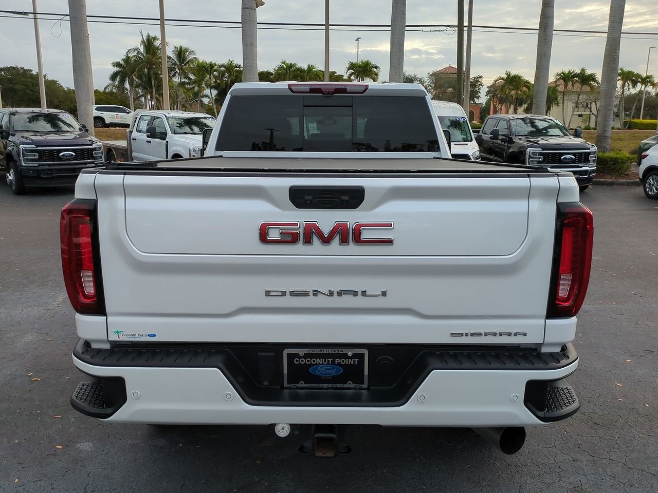 2023 GMC Sierra 2500HD Denali
