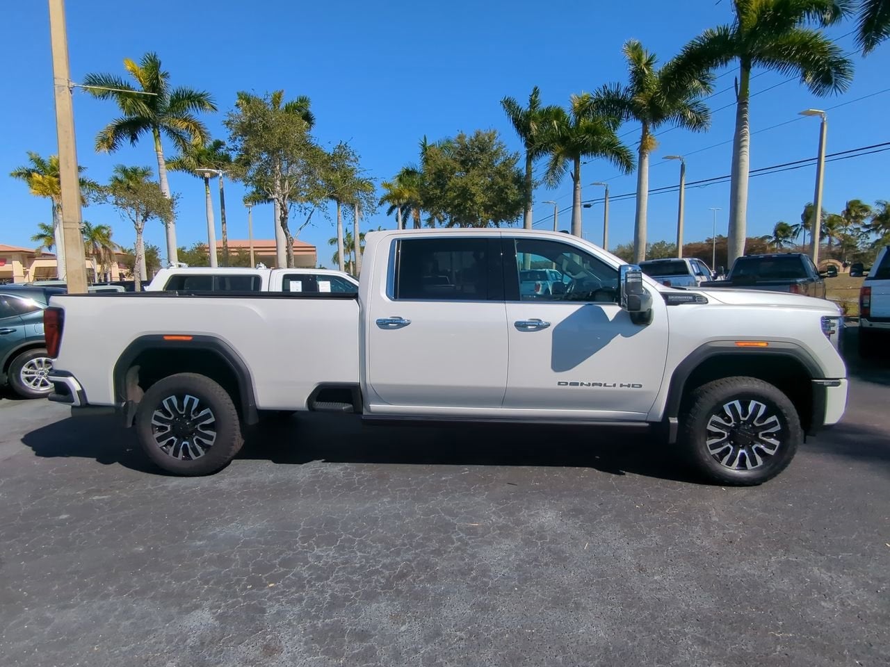 2024 GMC Sierra 3500HD Denali Ultimate