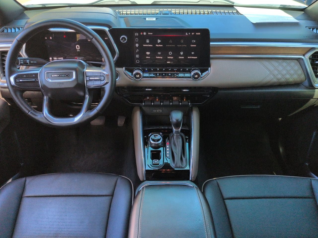 2023 GMC Canyon Denali