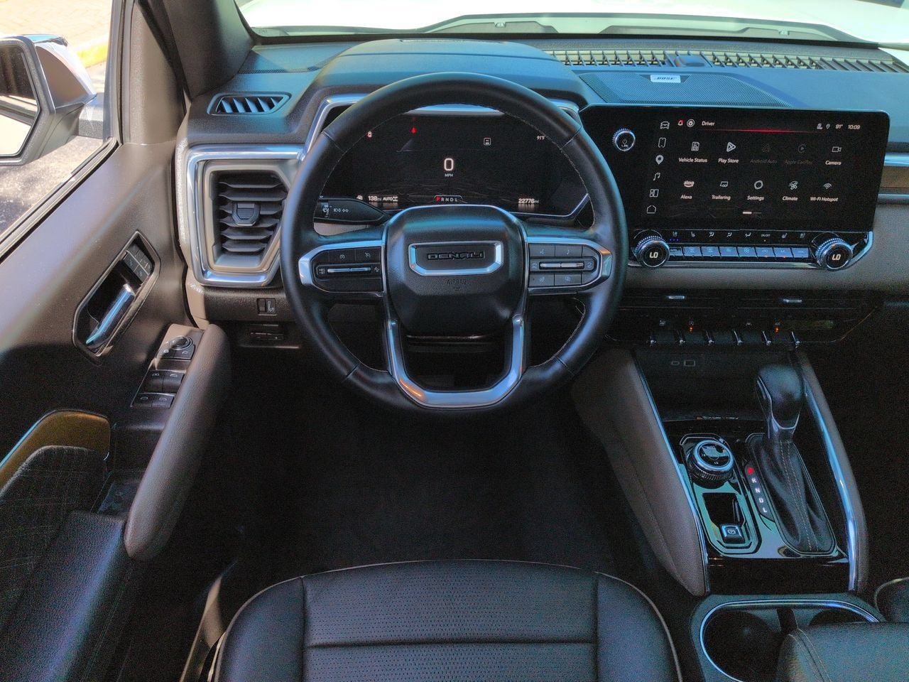 2023 GMC Canyon Denali