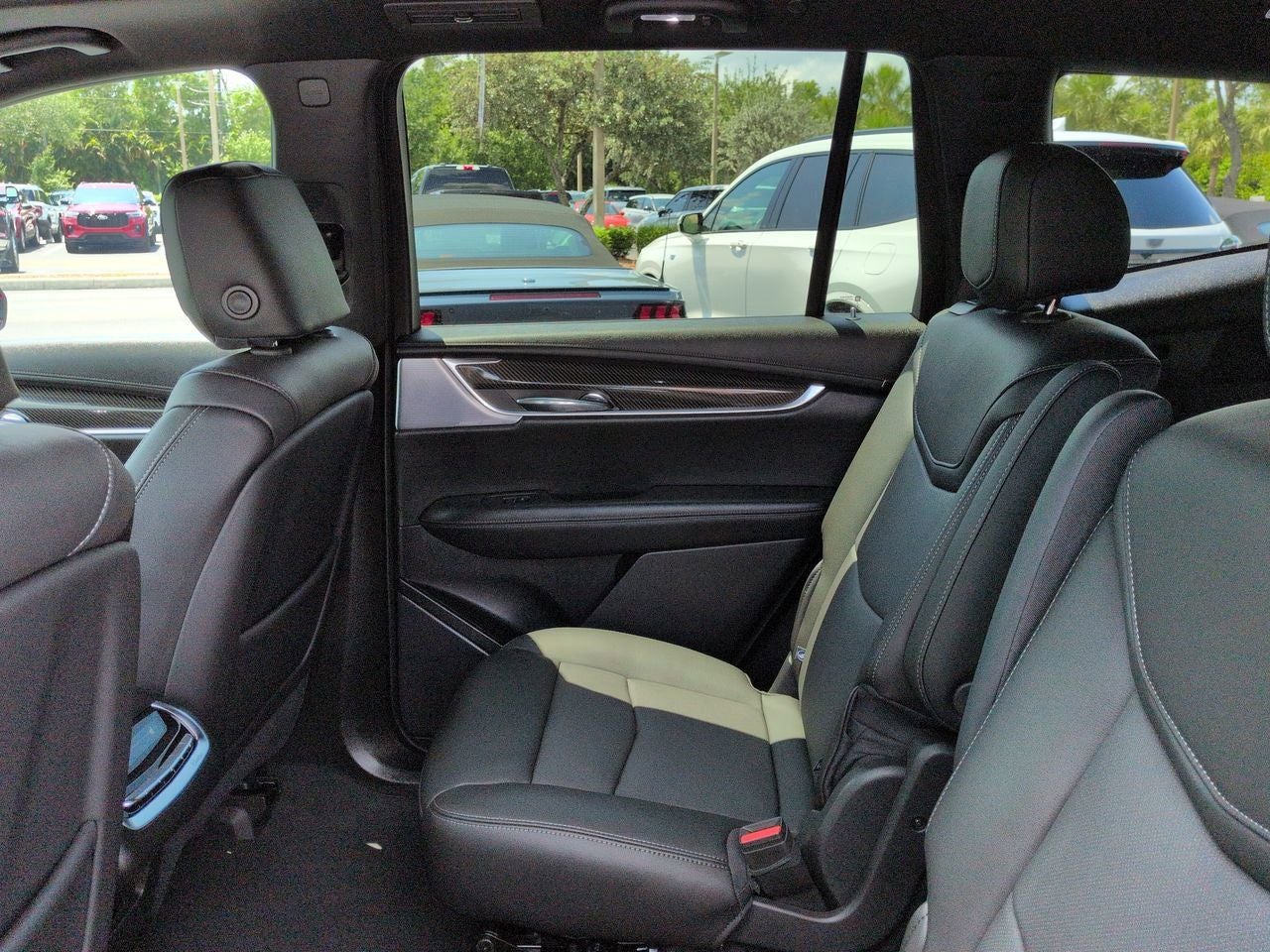 2024 Cadillac XT6 Sport