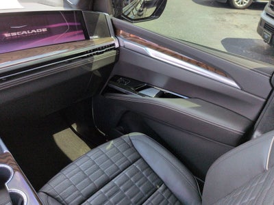 2026 Cadillac Escalade Platinum Sport