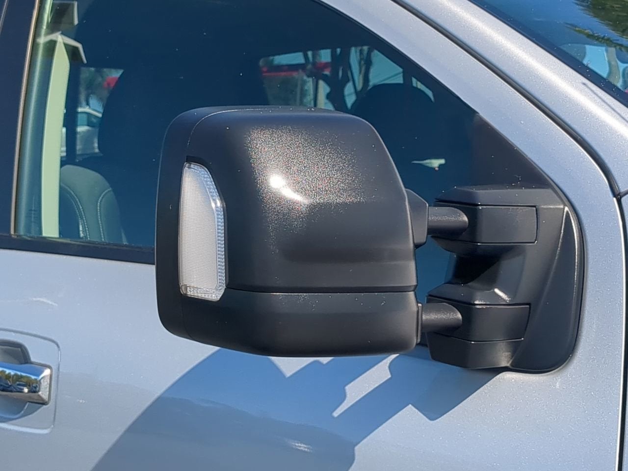 2017 Nissan Titan XD SV