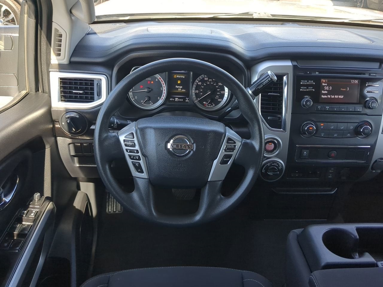 2017 Nissan Titan XD SV