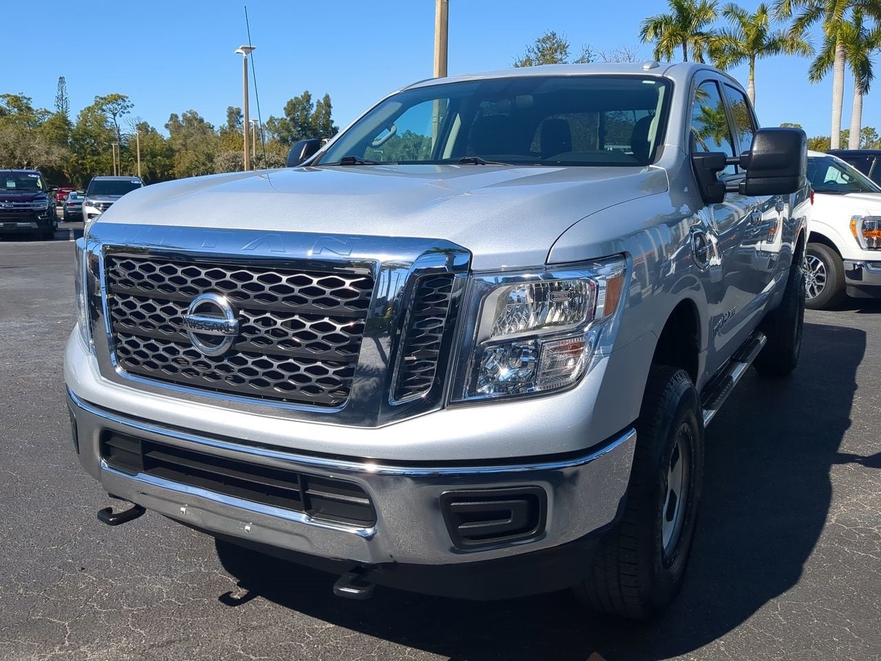 2017 Nissan Titan XD SV