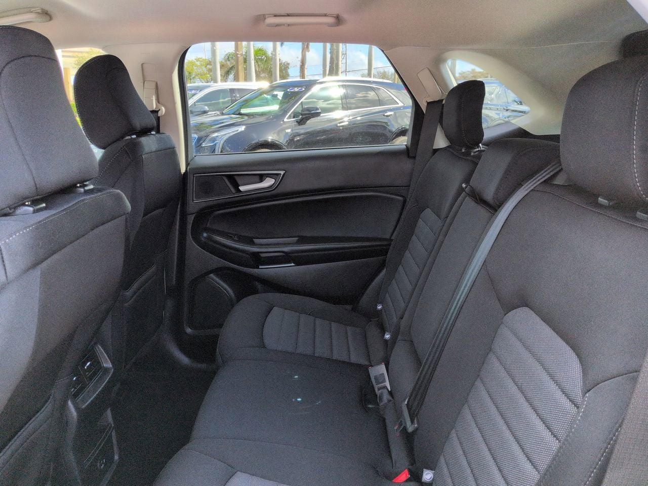 2022 Ford Edge SE