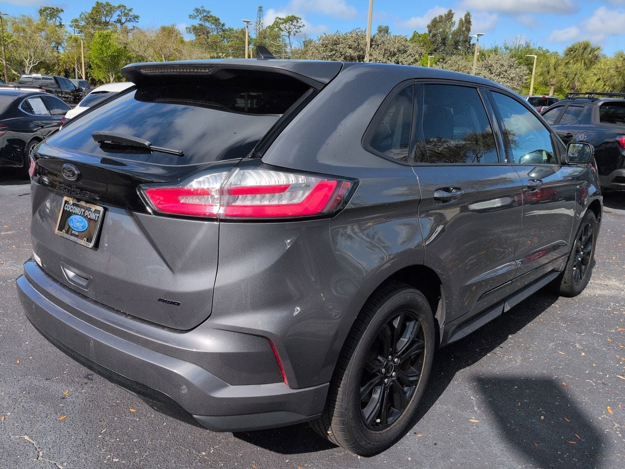 2022 Ford Edge SE