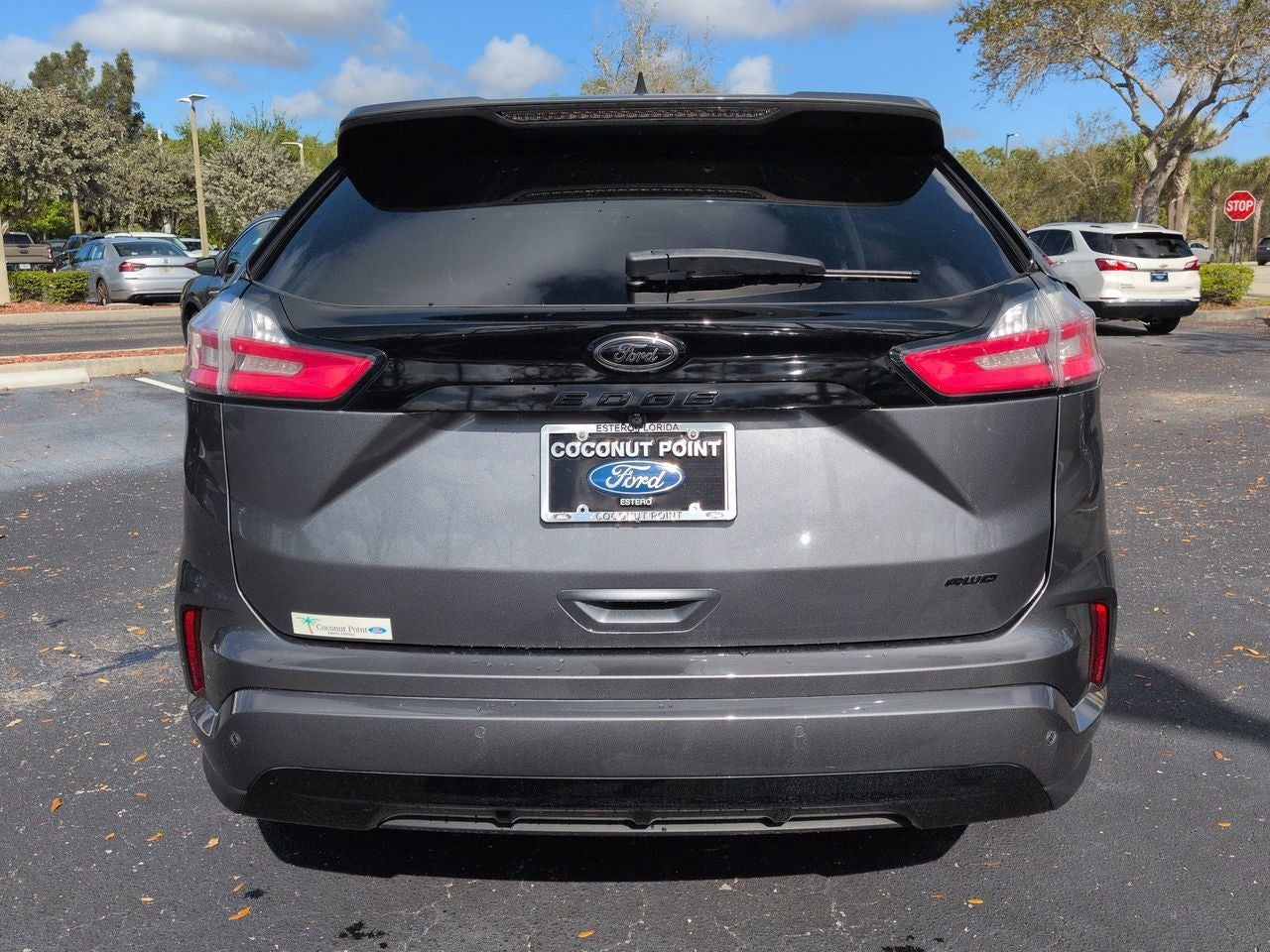 2022 Ford Edge SE