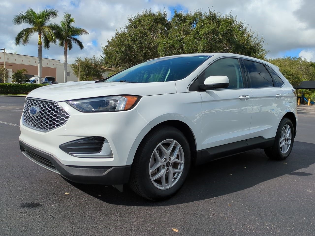 2023 Ford Edge SEL