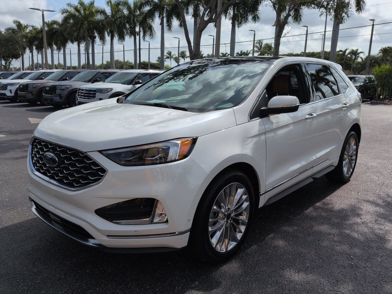 2024 Ford Edge Titanium