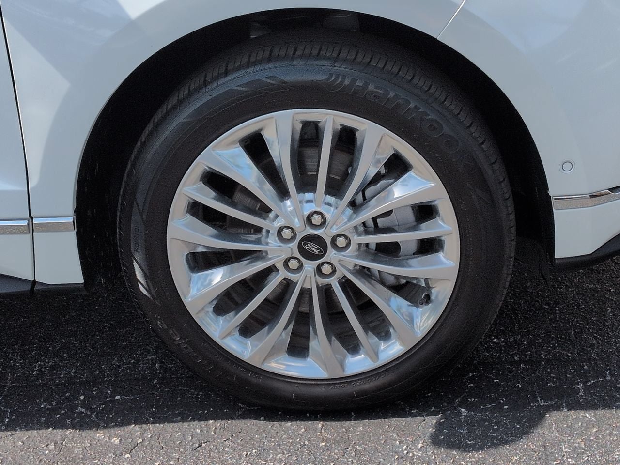 2024 Ford Edge Titanium