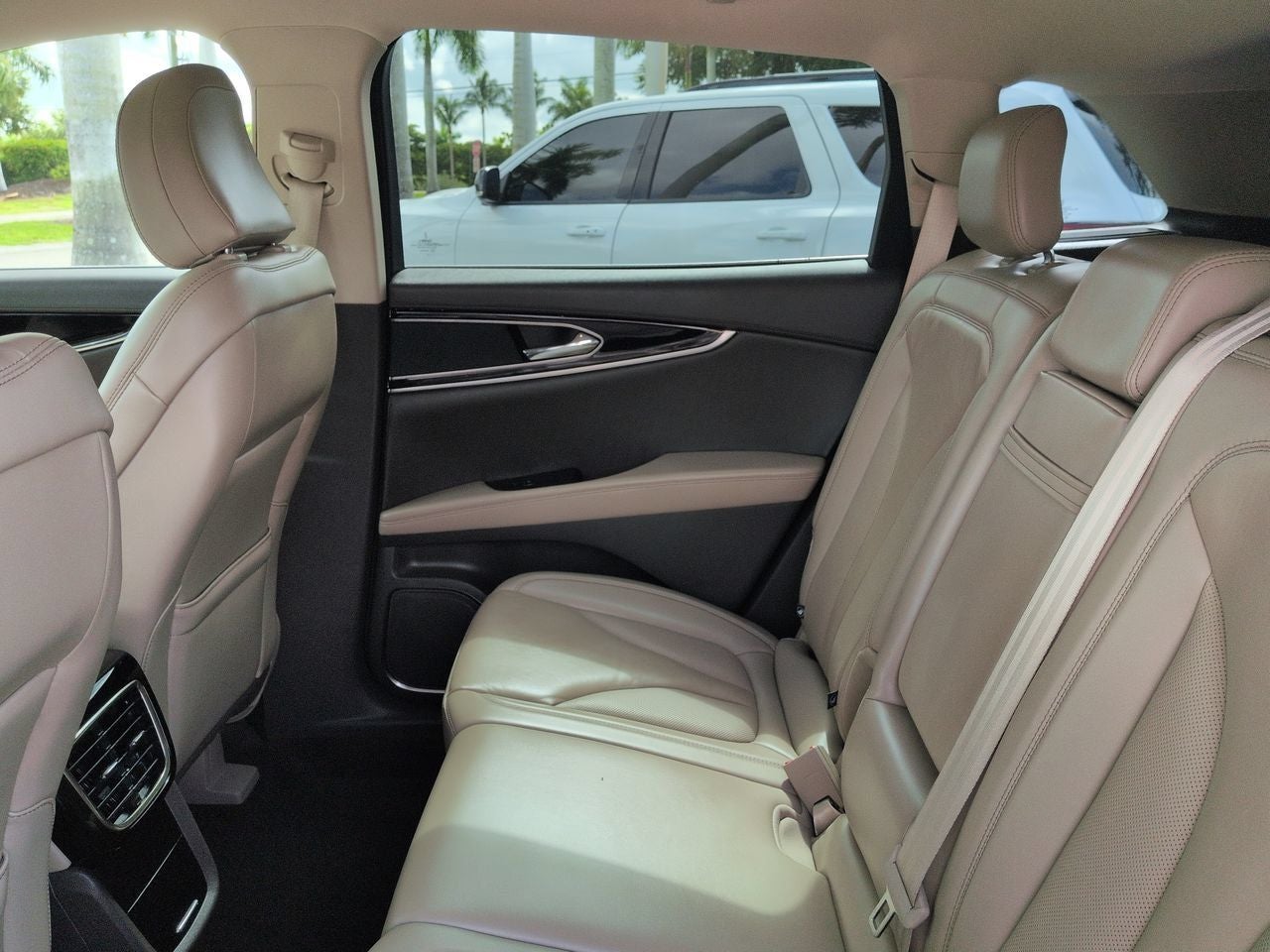 2021 Lincoln Nautilus Standard