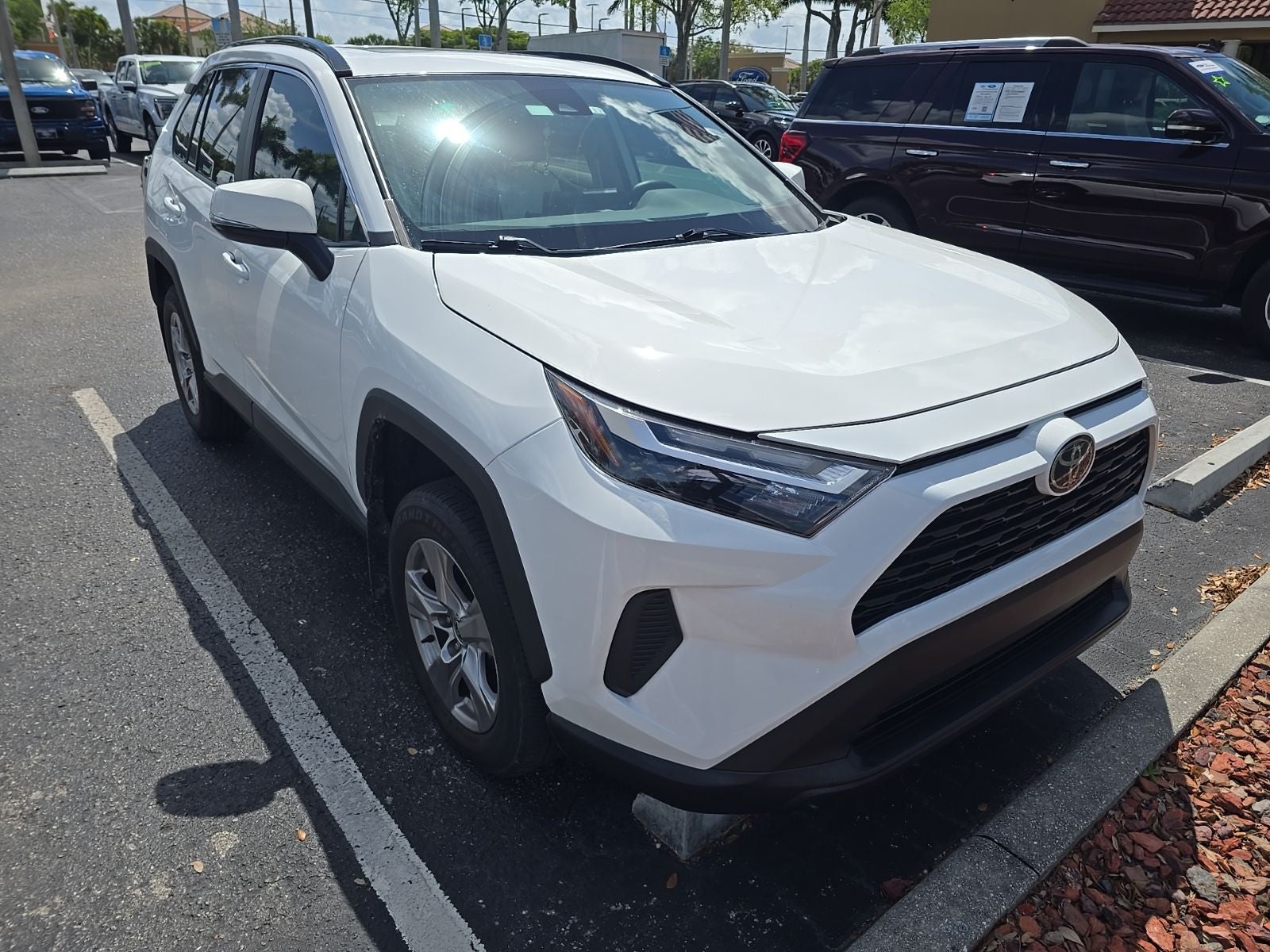 2023 Toyota RAV4 XLE