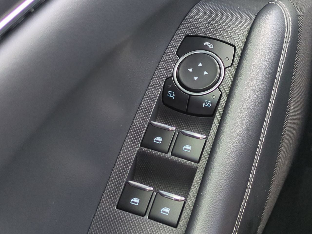 2023 Ford Mustang Mach-E Select
