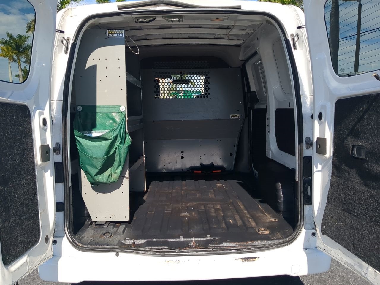 2017 Nissan NV200 SV