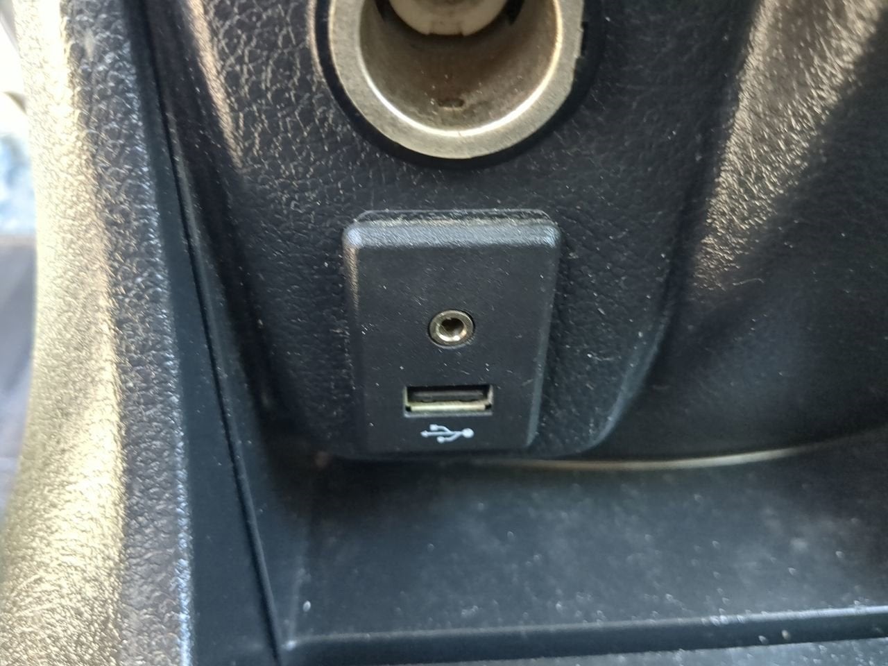 2017 Nissan NV200 SV