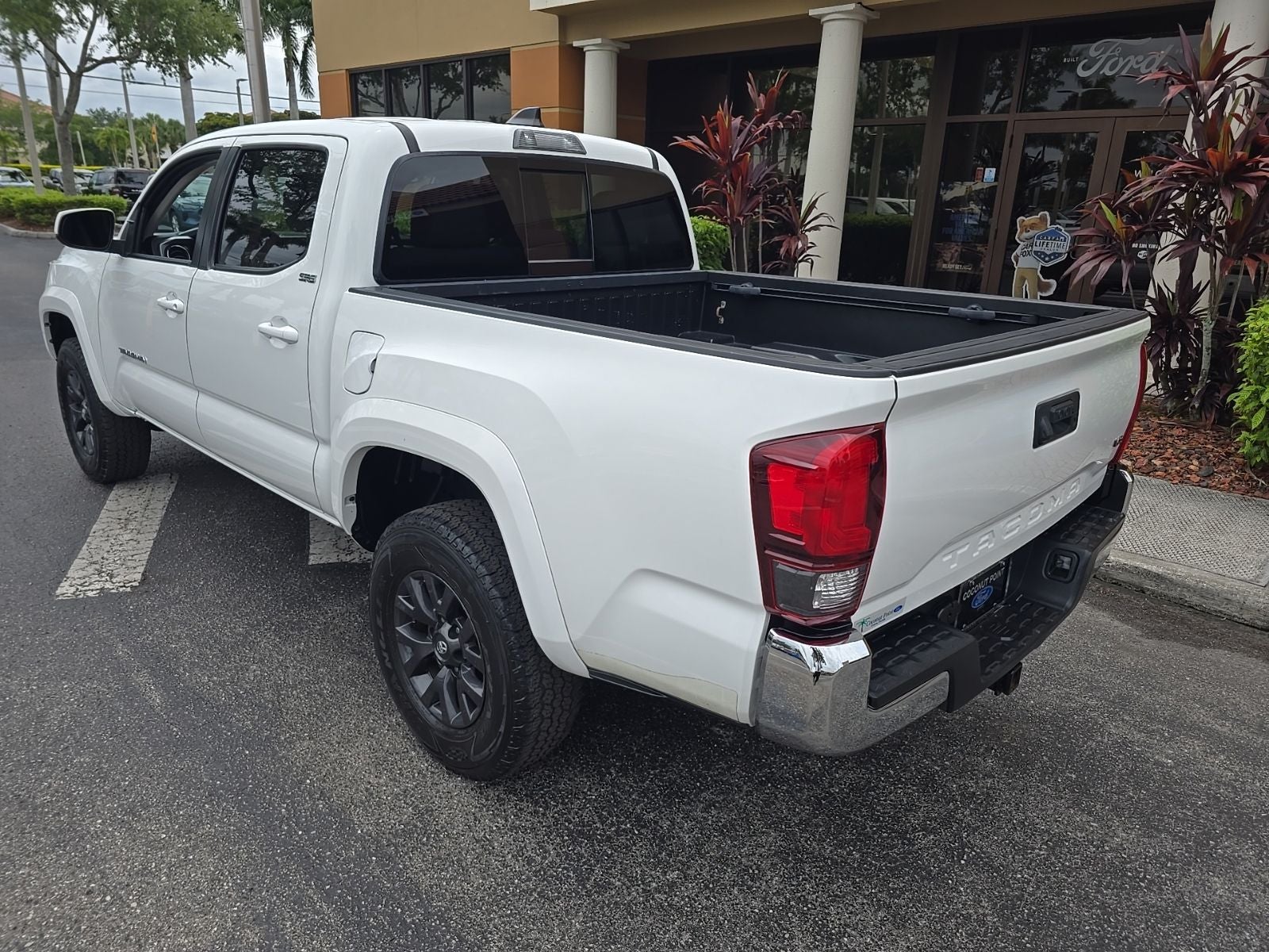 2020 Toyota Tacoma SR5 V6