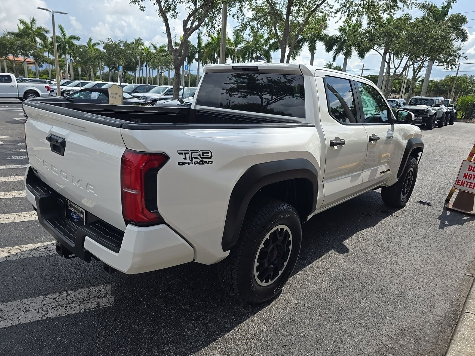 2024 Toyota Tacoma TRD Off-Road