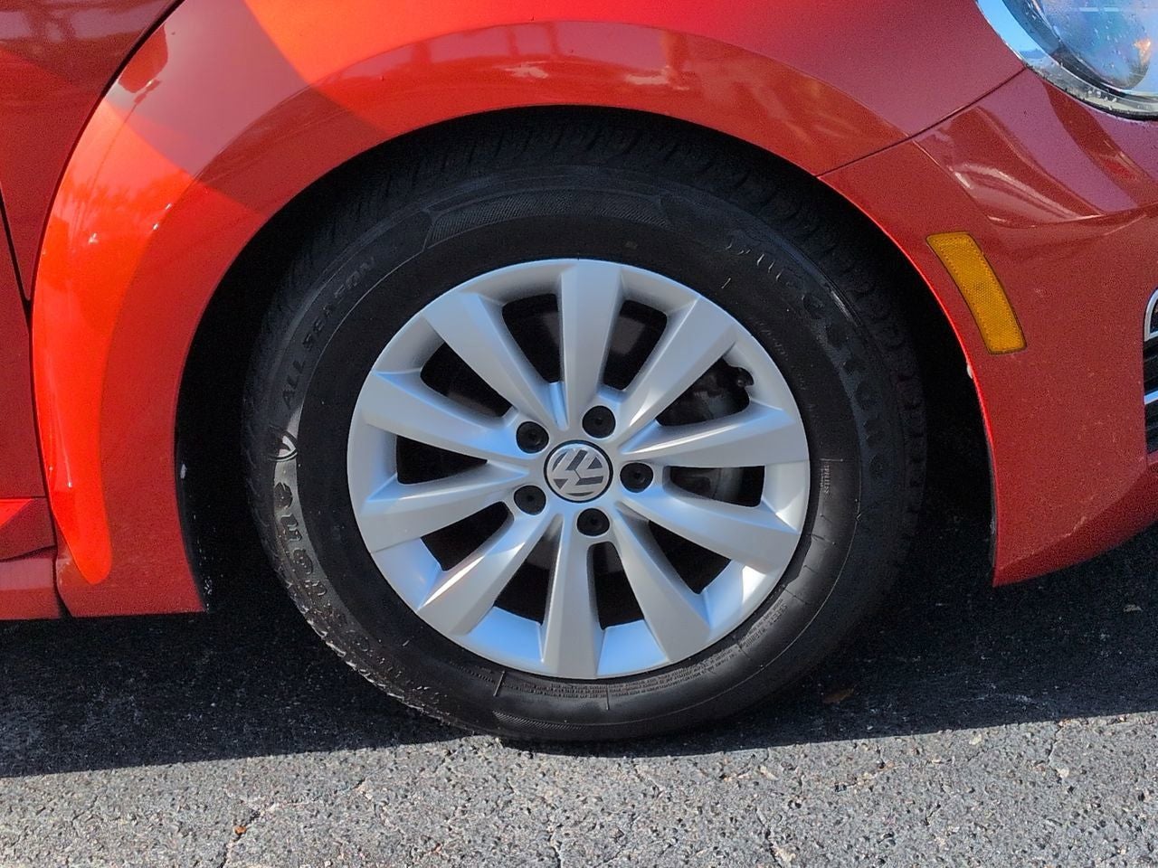 2018 Volkswagen Beetle 2.0T S