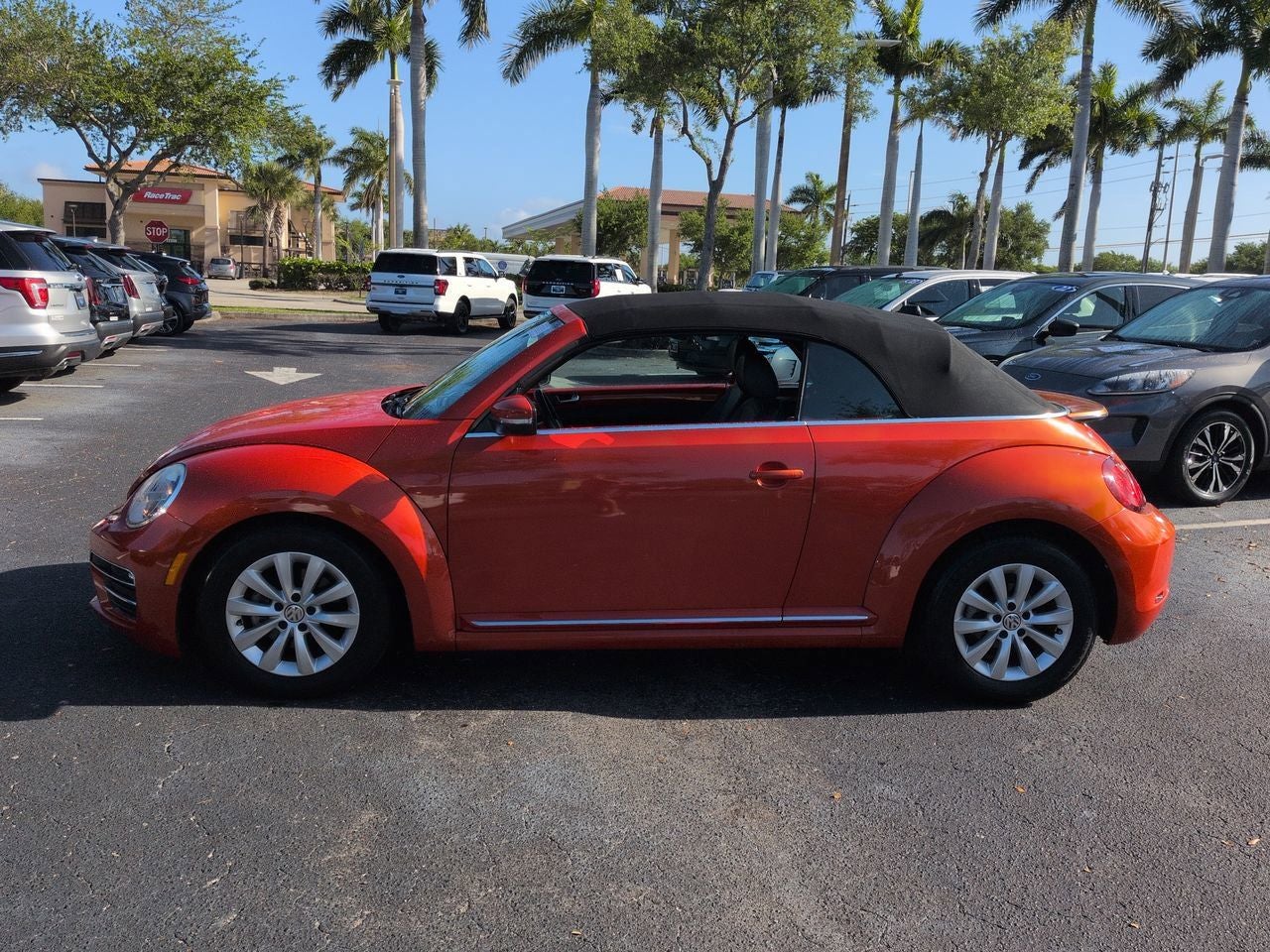 2018 Volkswagen Beetle 2.0T S
